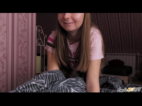 ❤️ Blondie tana tsotsar BFF's dinta sosai kuma ta sami Cum A Bakinta ❤️❌ Labaran batsa ❤